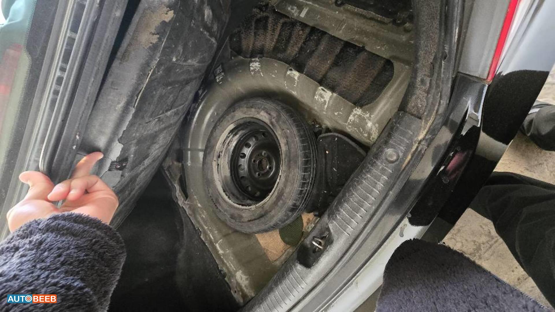 هيونداي اكسنت 2016