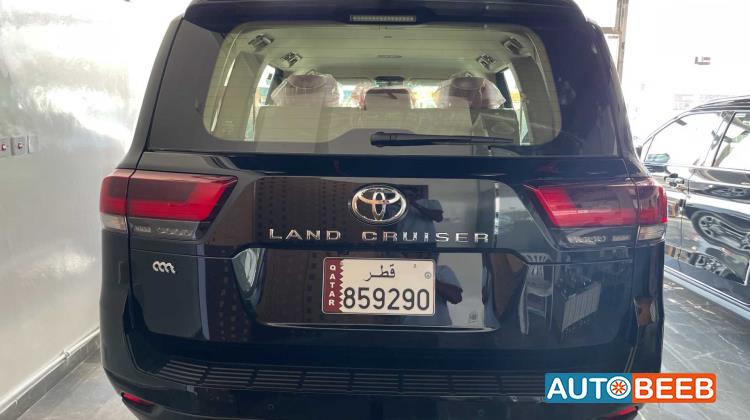 تويوتا لاندكروزر 2025