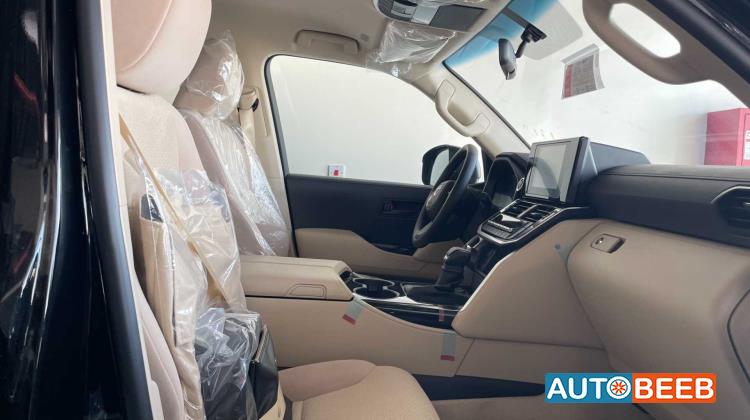 تويوتا لاندكروزر 2025