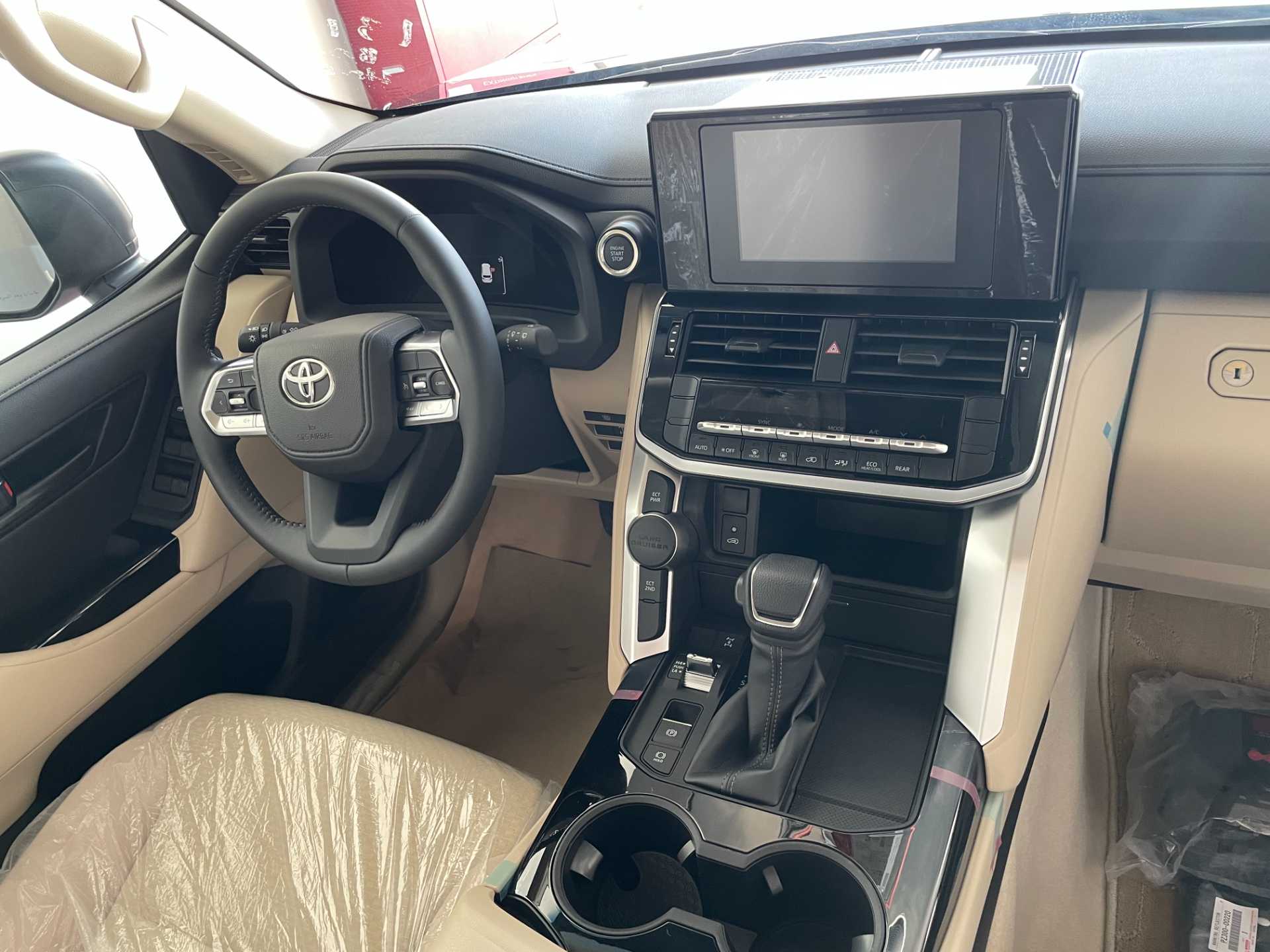 تويوتا لاندكروزر 2025