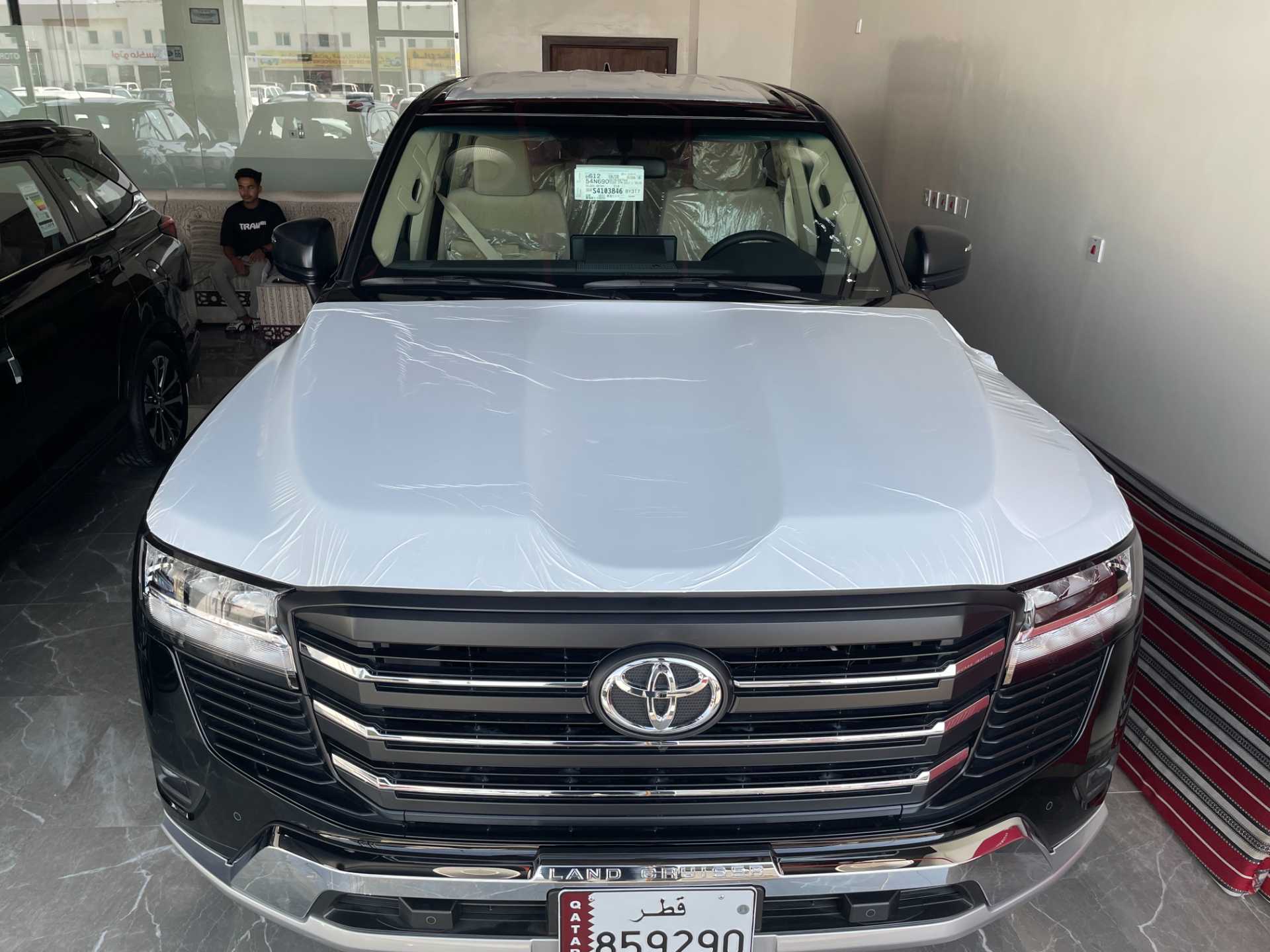 تويوتا لاندكروزر 2025