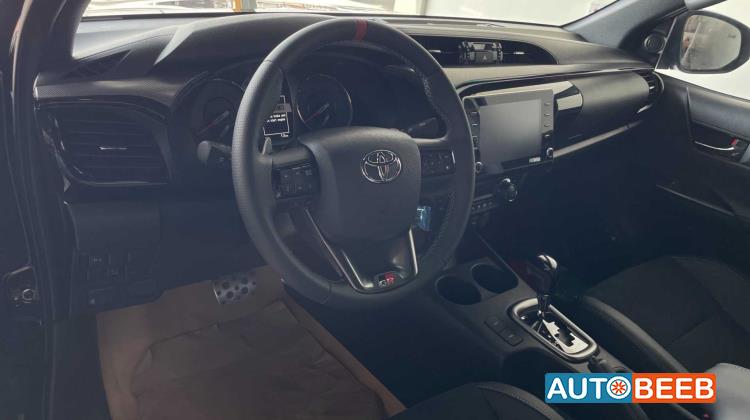 Toyota Hilux 2025