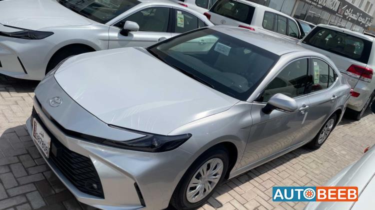 Toyota Camry 2025