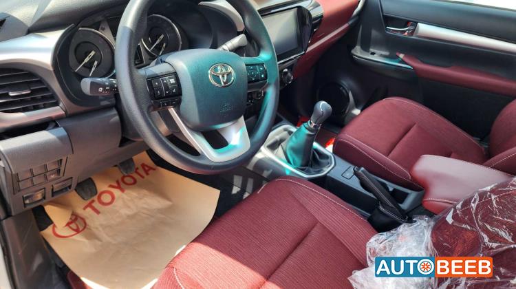 Toyota Hilux 2024