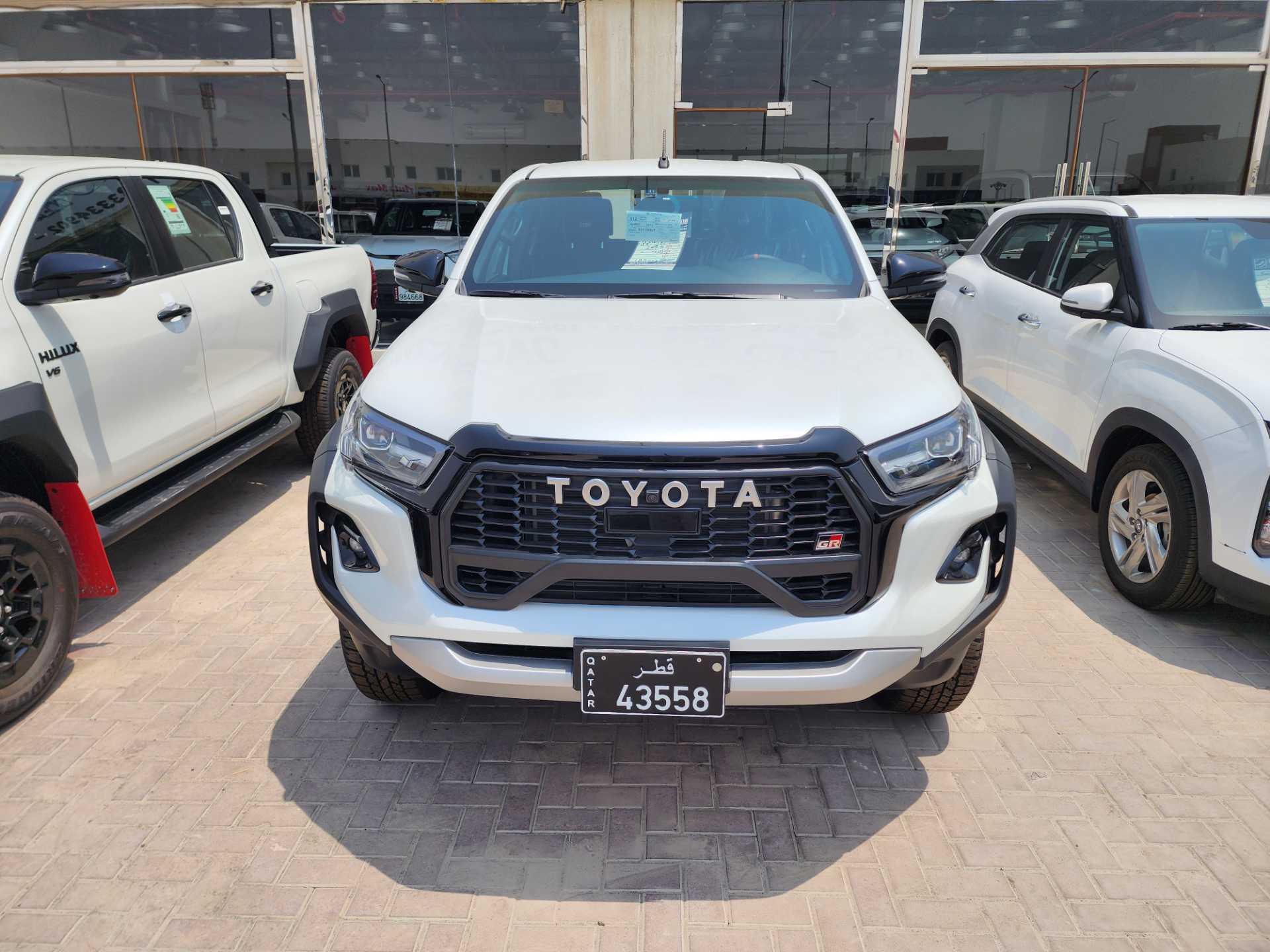 تويوتا هيلوكس 2025