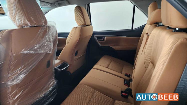 Toyota Fortuner 2024