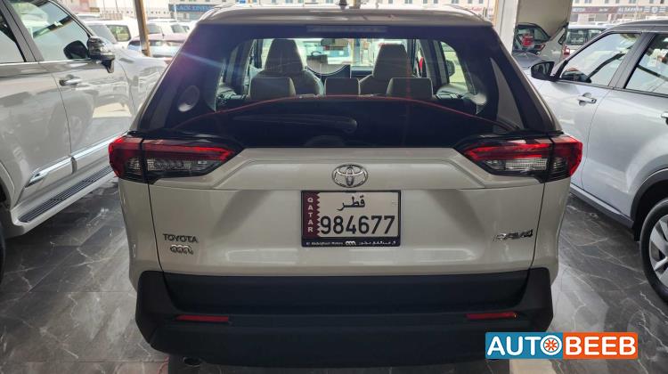 Toyota RAV4 2024
