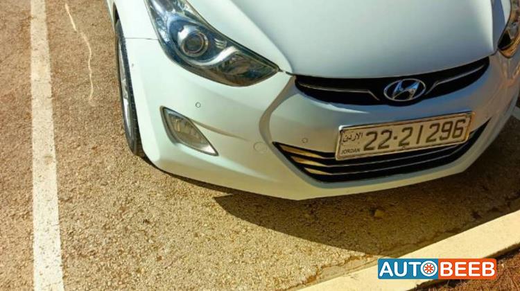 هيونداي افانتي 2012