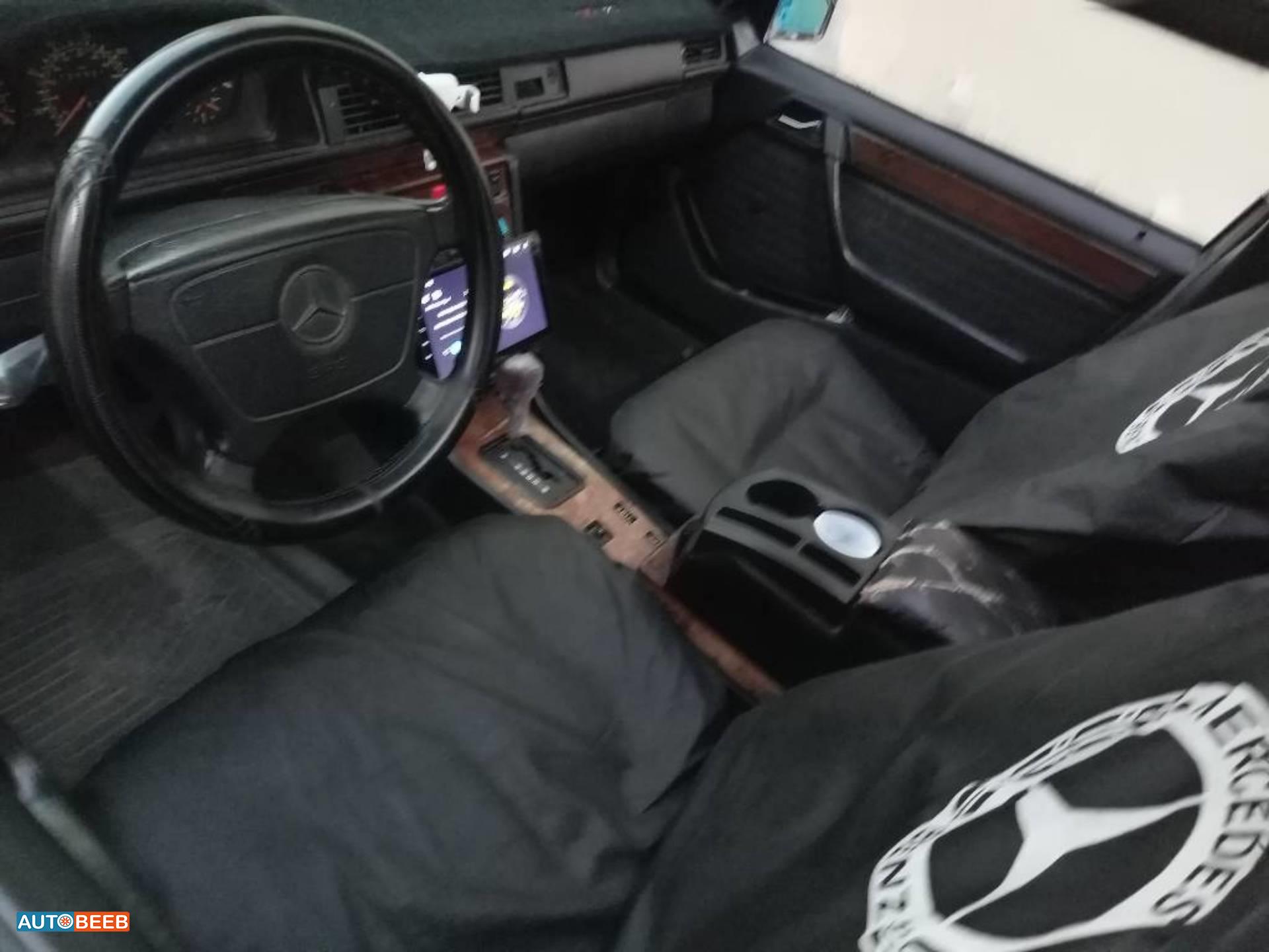 Mercedes Benz E200 1995