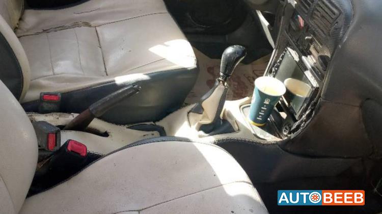 ميتسوبيشي لانسر 1993