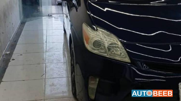 تويوتا بريوس 2014