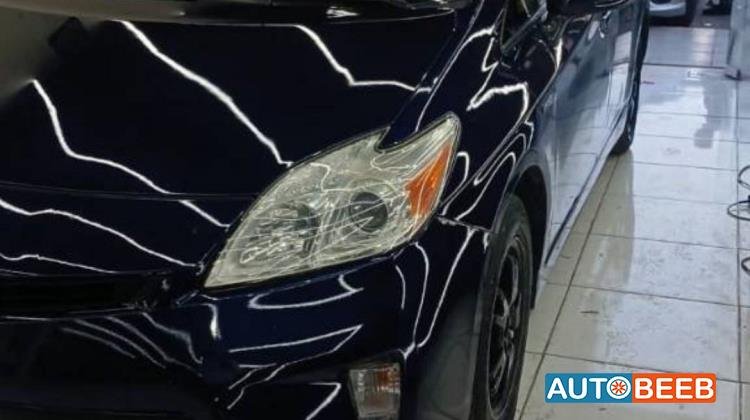 تويوتا بريوس 2014