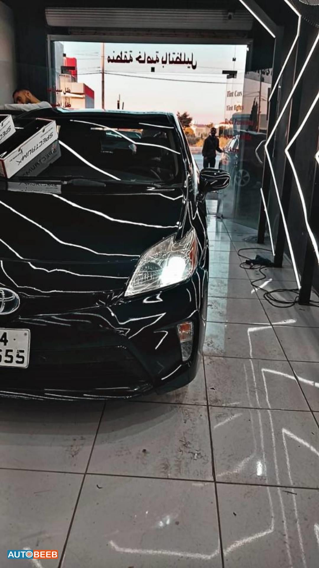 تويوتا بريوس 2014