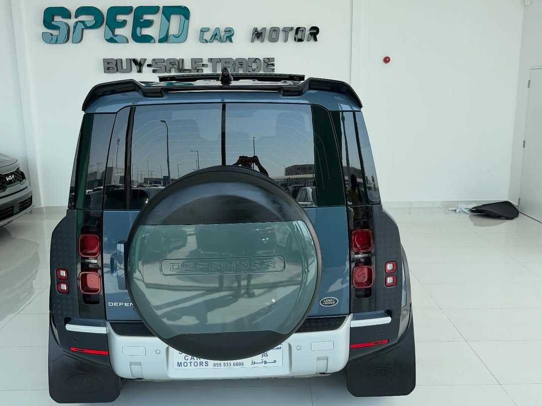 Land Rover Defender 2020