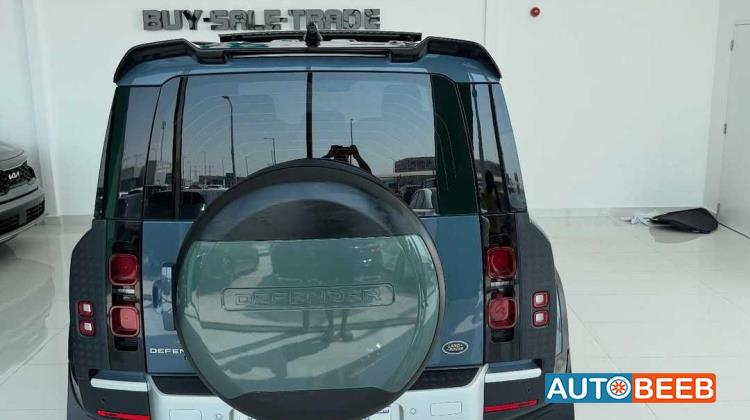 Land Rover Defender 2020