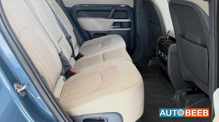 Land Rover Defender 2020