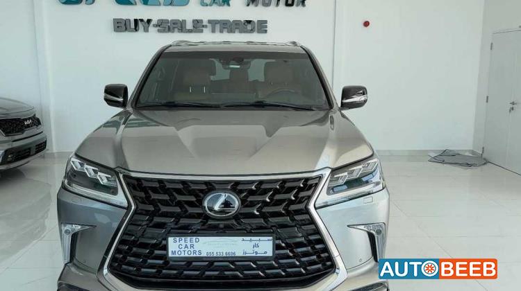 Lexus LX570 2021
