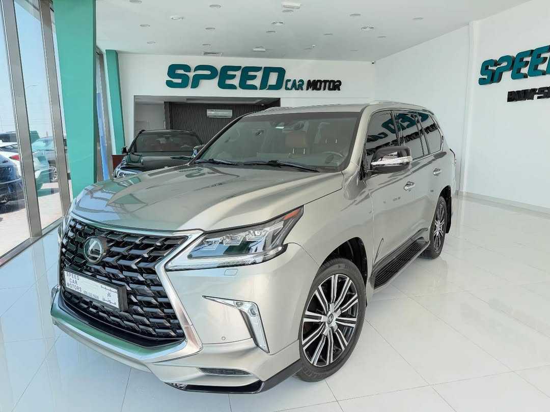 Lexus LX570 2021