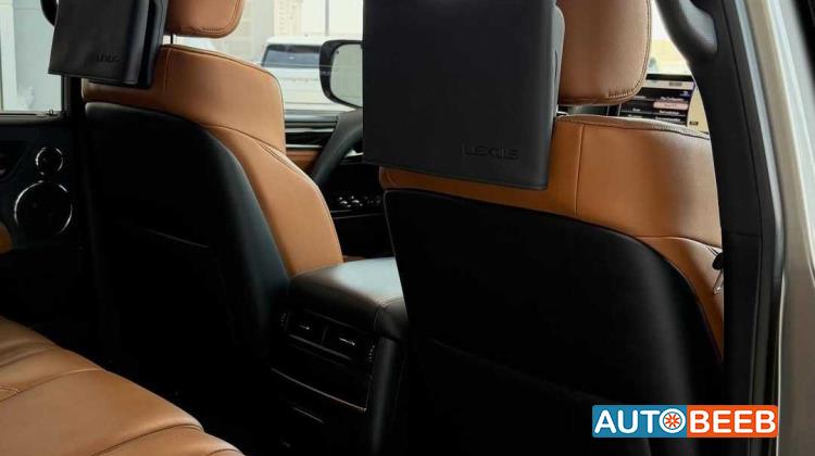 Lexus LX570 2021