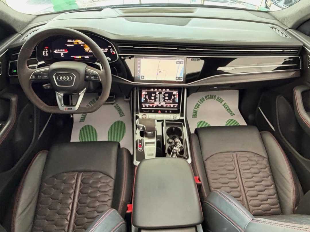 Audi Q8 2021
