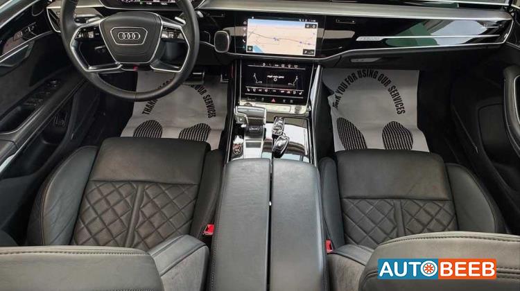 Audi S8 2022