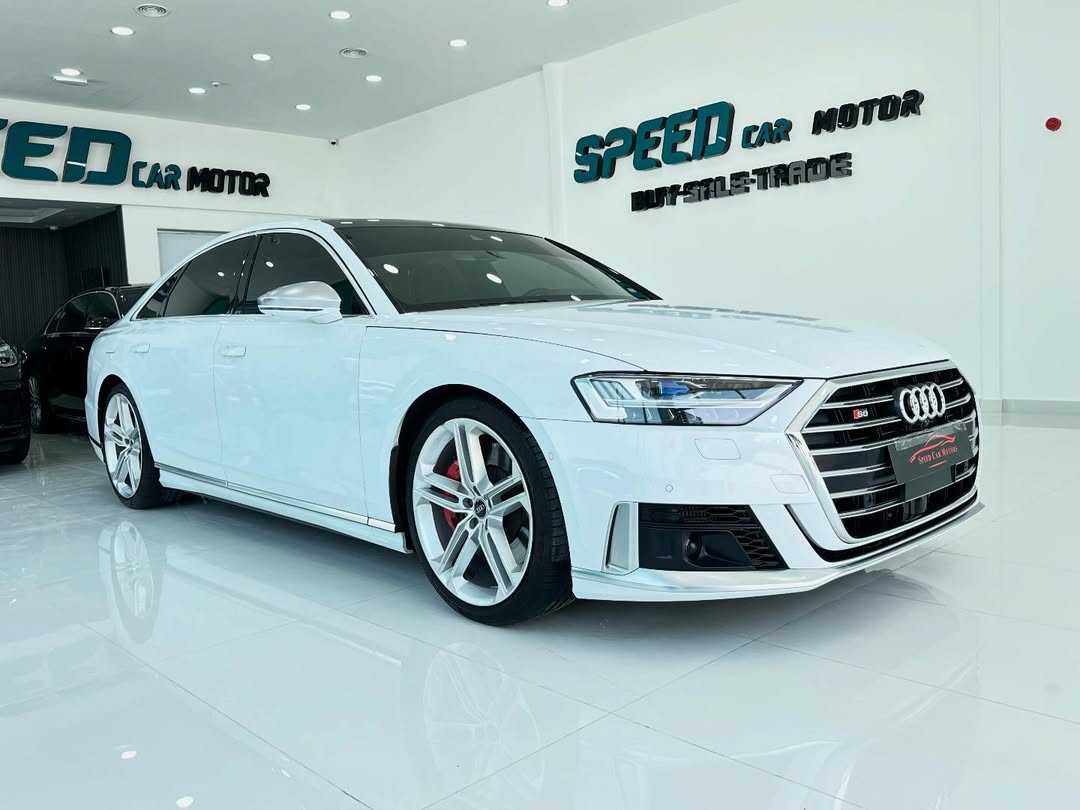 Audi S8 2022