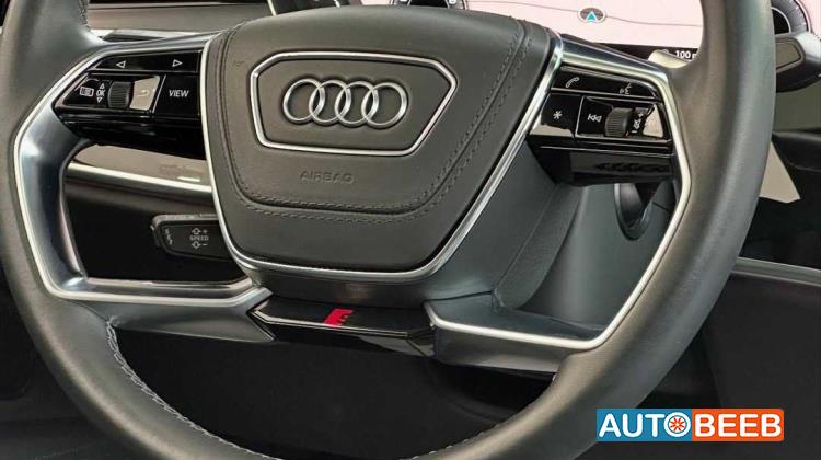Audi S8 2022
