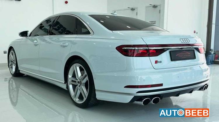 Audi S8 2022