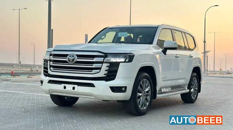 تويوتا لاندكروزر 2025