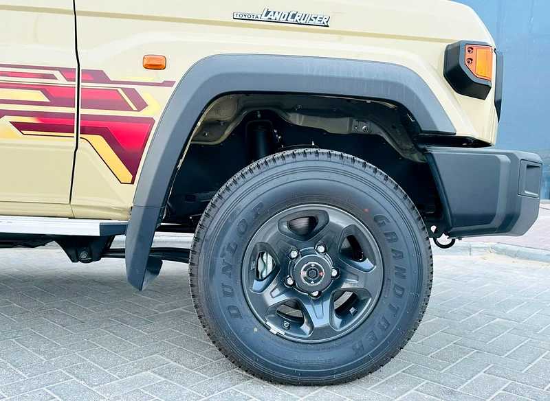 Toyota Land Cruiser 2025