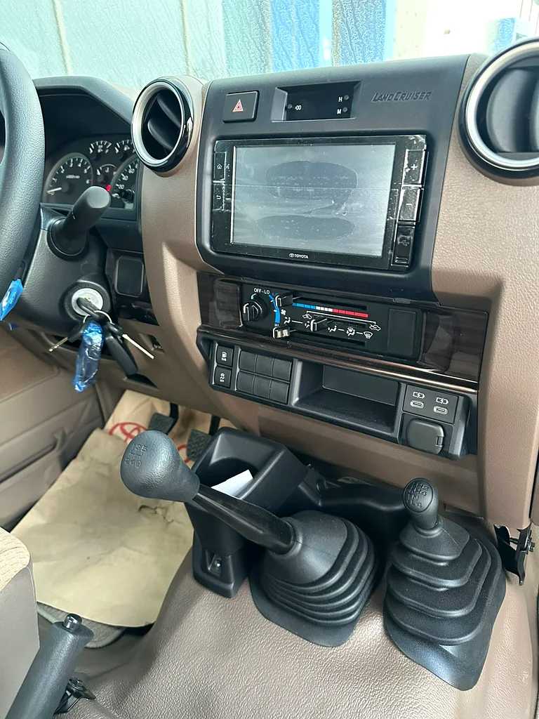 Toyota Land Cruiser 2025