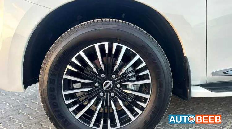 نيسان باترول 2024