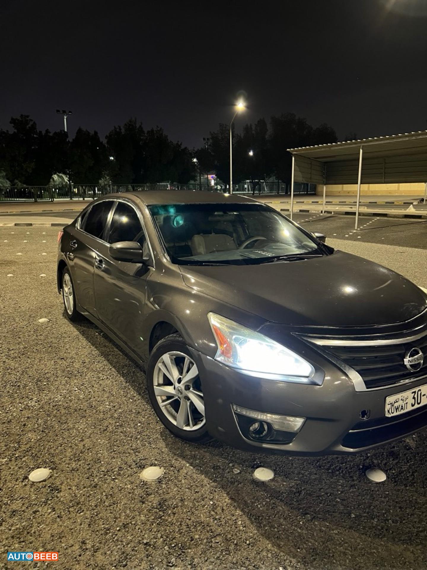 نيسان التيما 2015