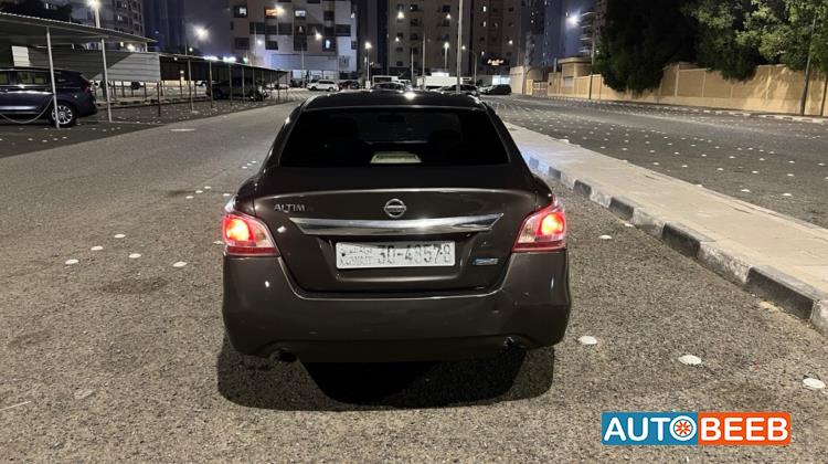 نيسان التيما 2015