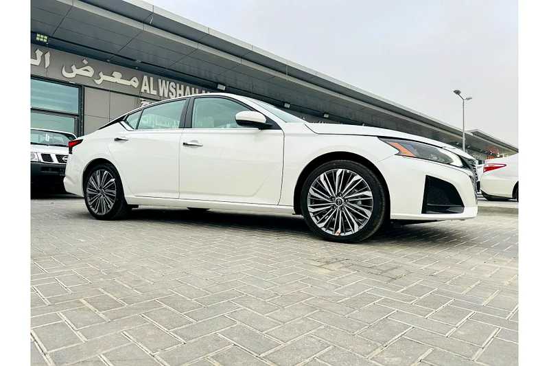 نيسان التيما 2025