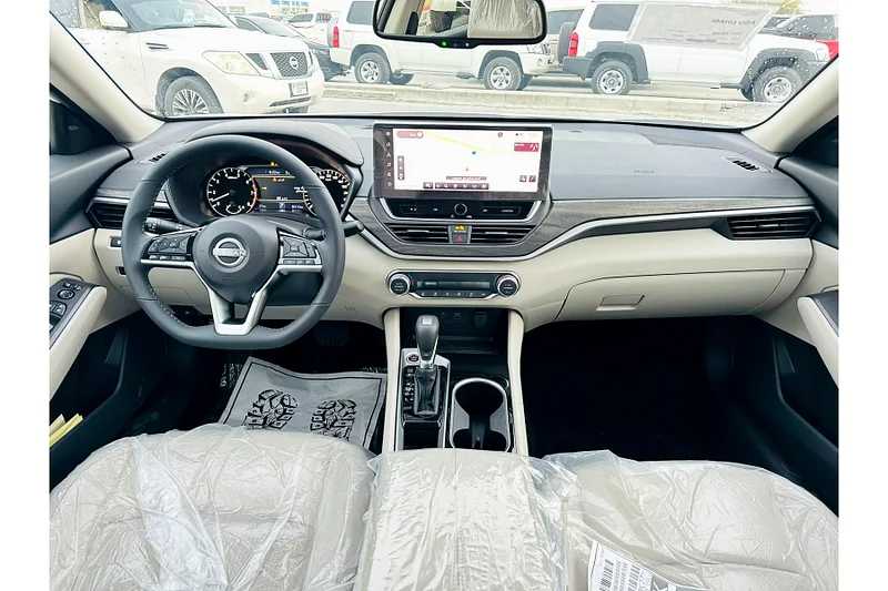 نيسان التيما 2025