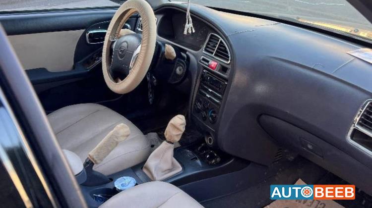 Hyundai Avante 2002