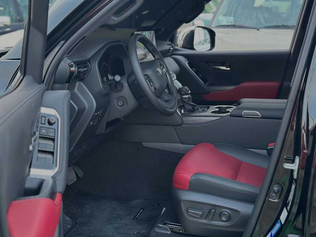 Toyota Land Cruiser 2025