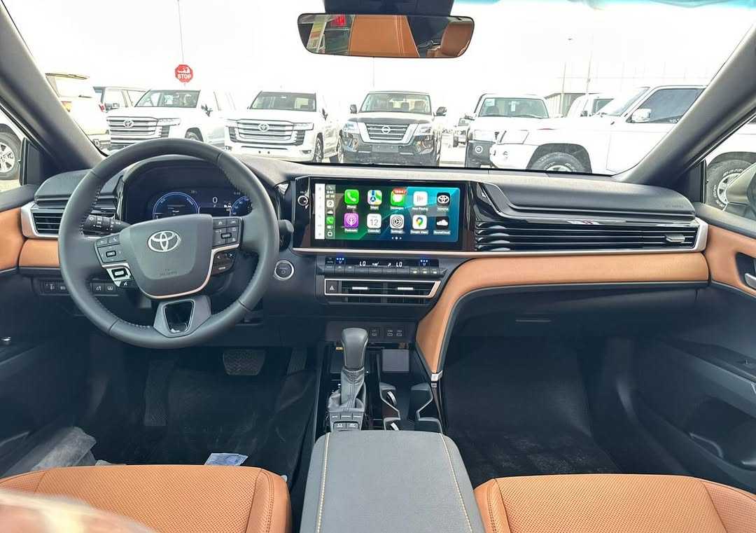 Toyota Camry 2025
