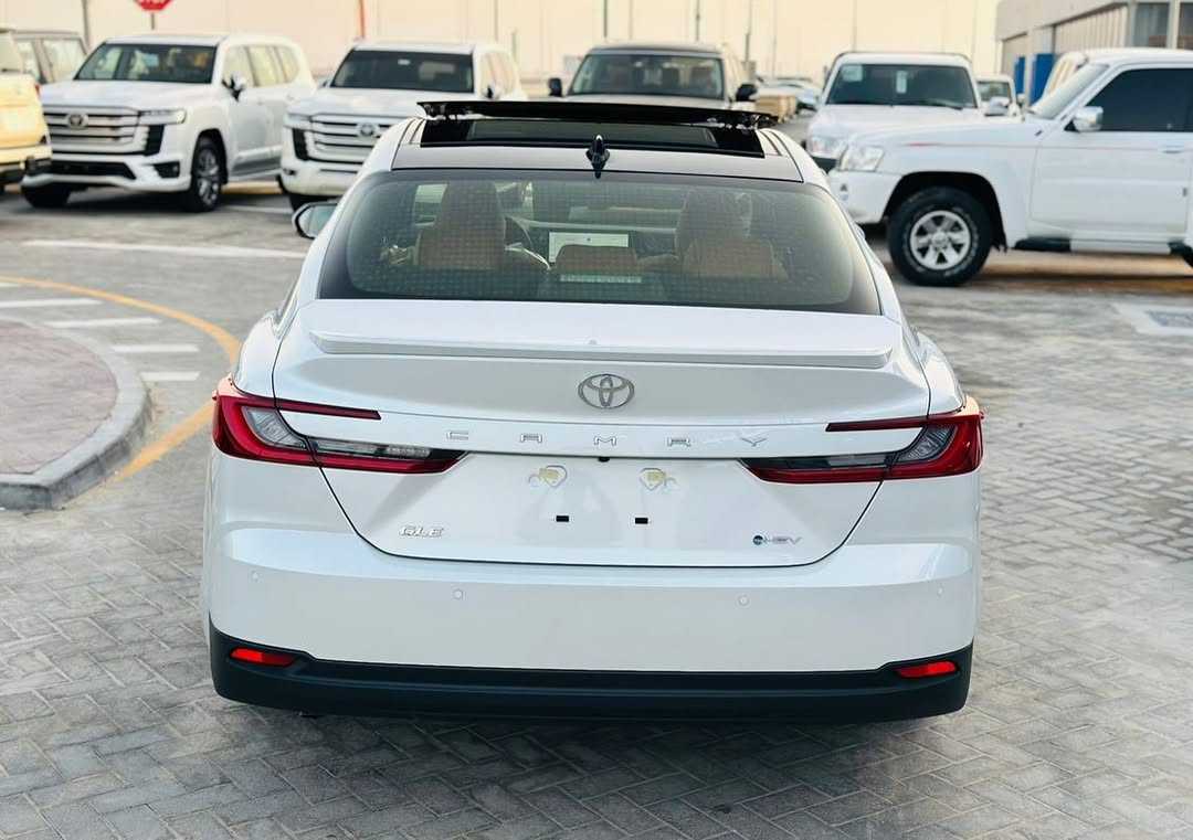 Toyota Camry 2025