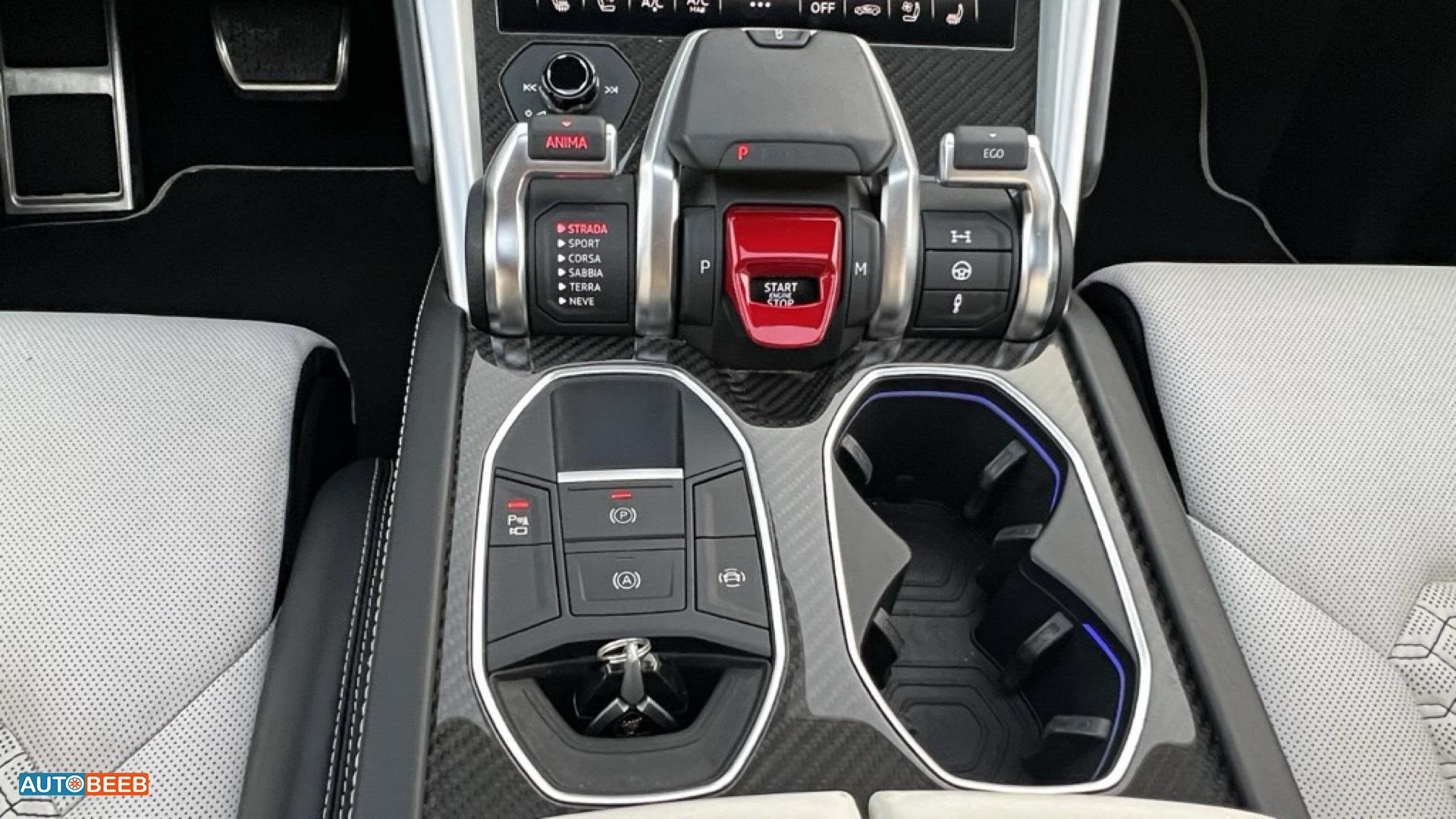 لامبورجيني اوروس 2022