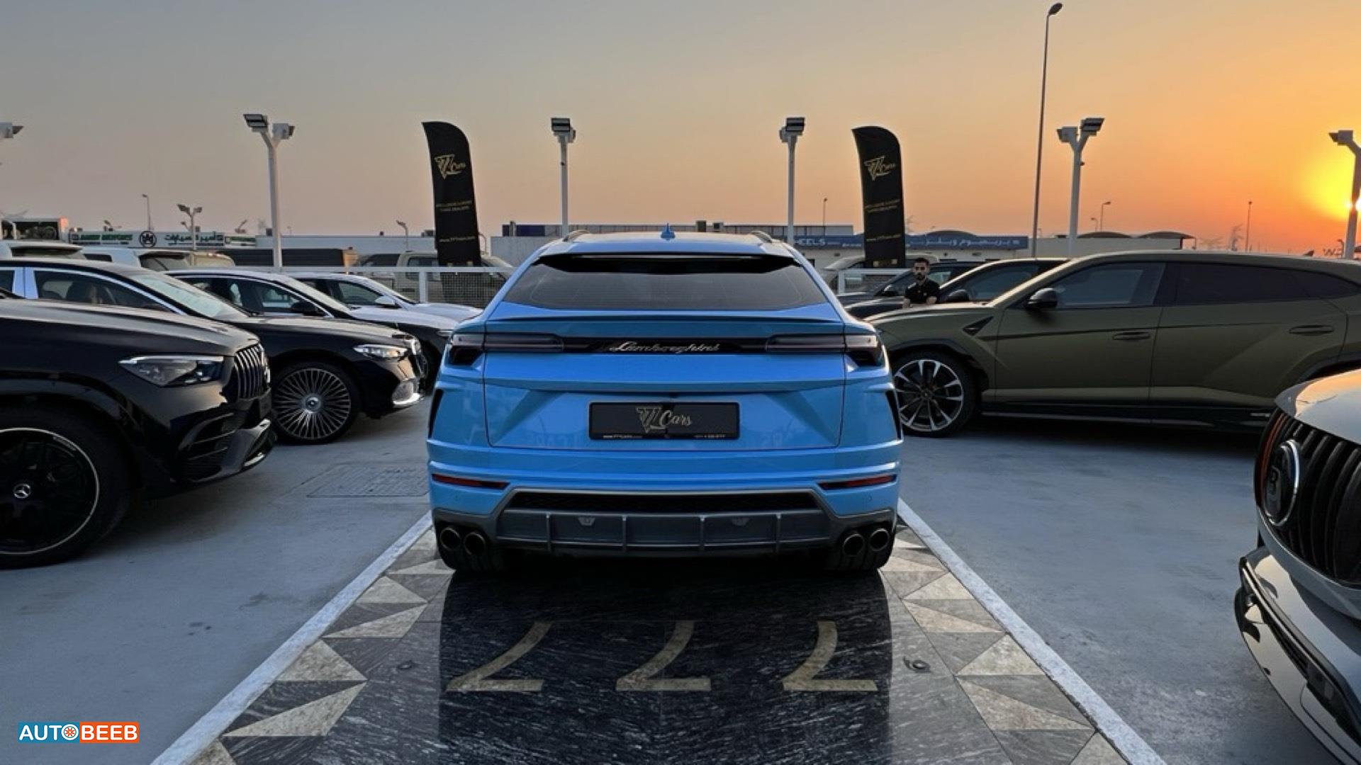 لامبورجيني اوروس 2022