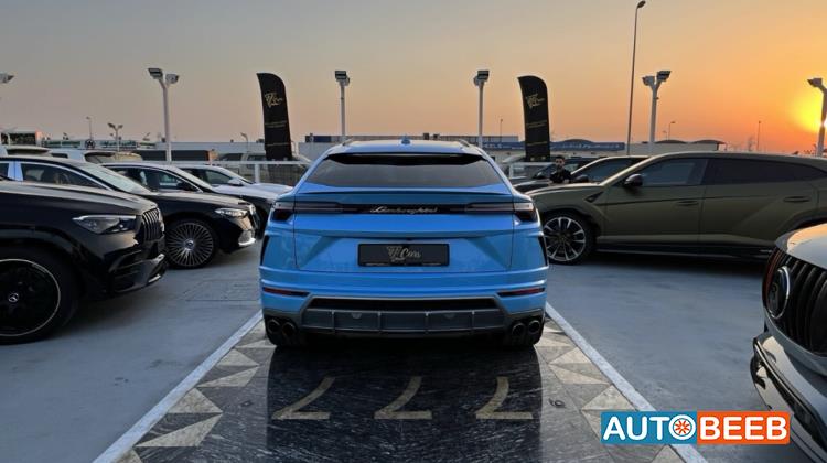 لامبورجيني اوروس 2022