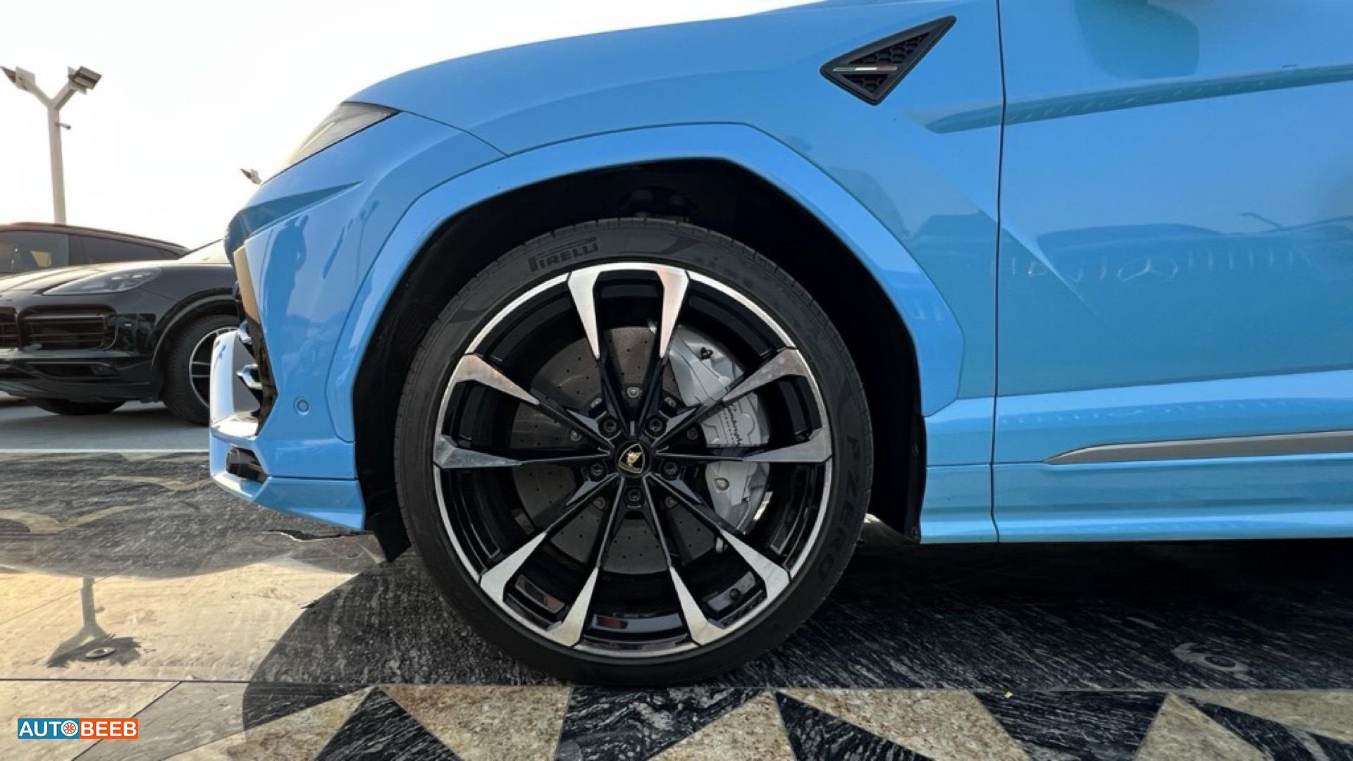 لامبورجيني اوروس 2022