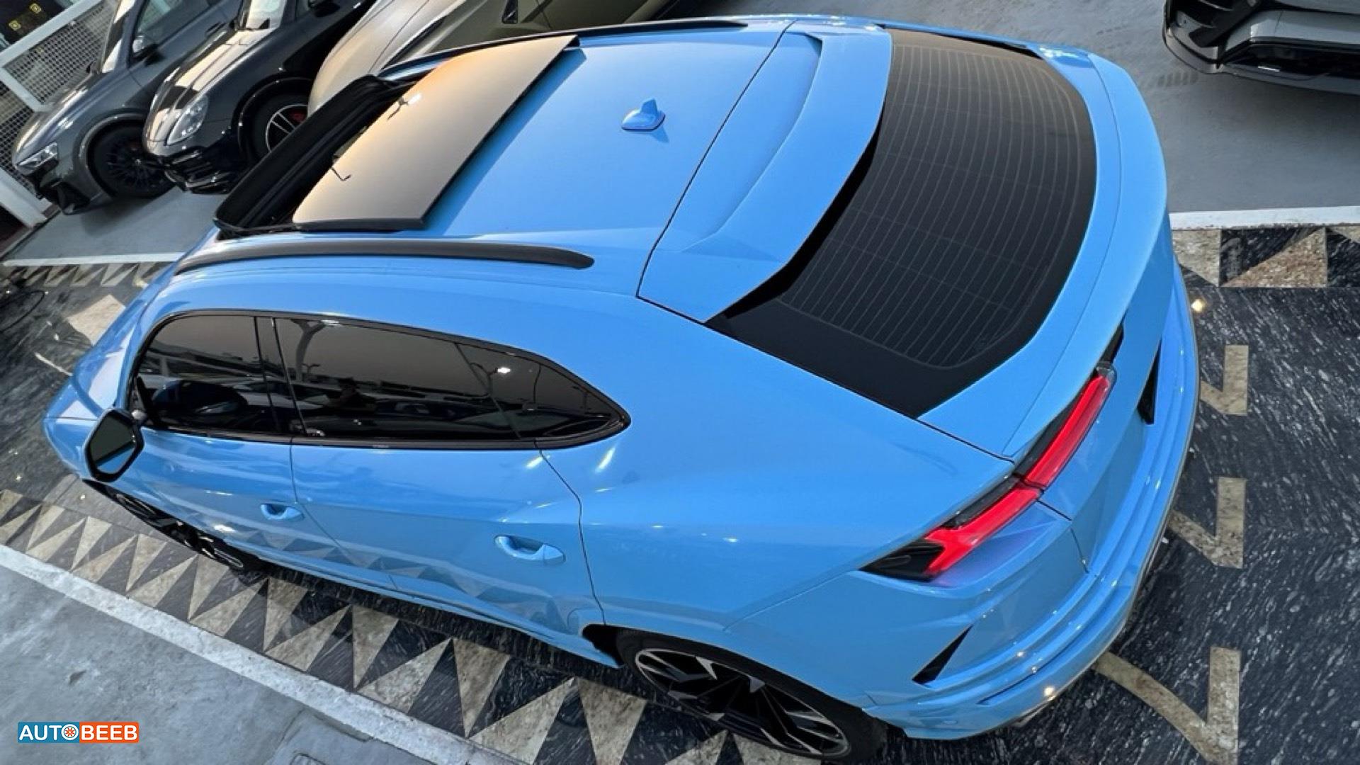 لامبورجيني اوروس 2022