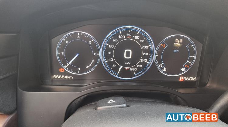 Cadillac Escalade 2015