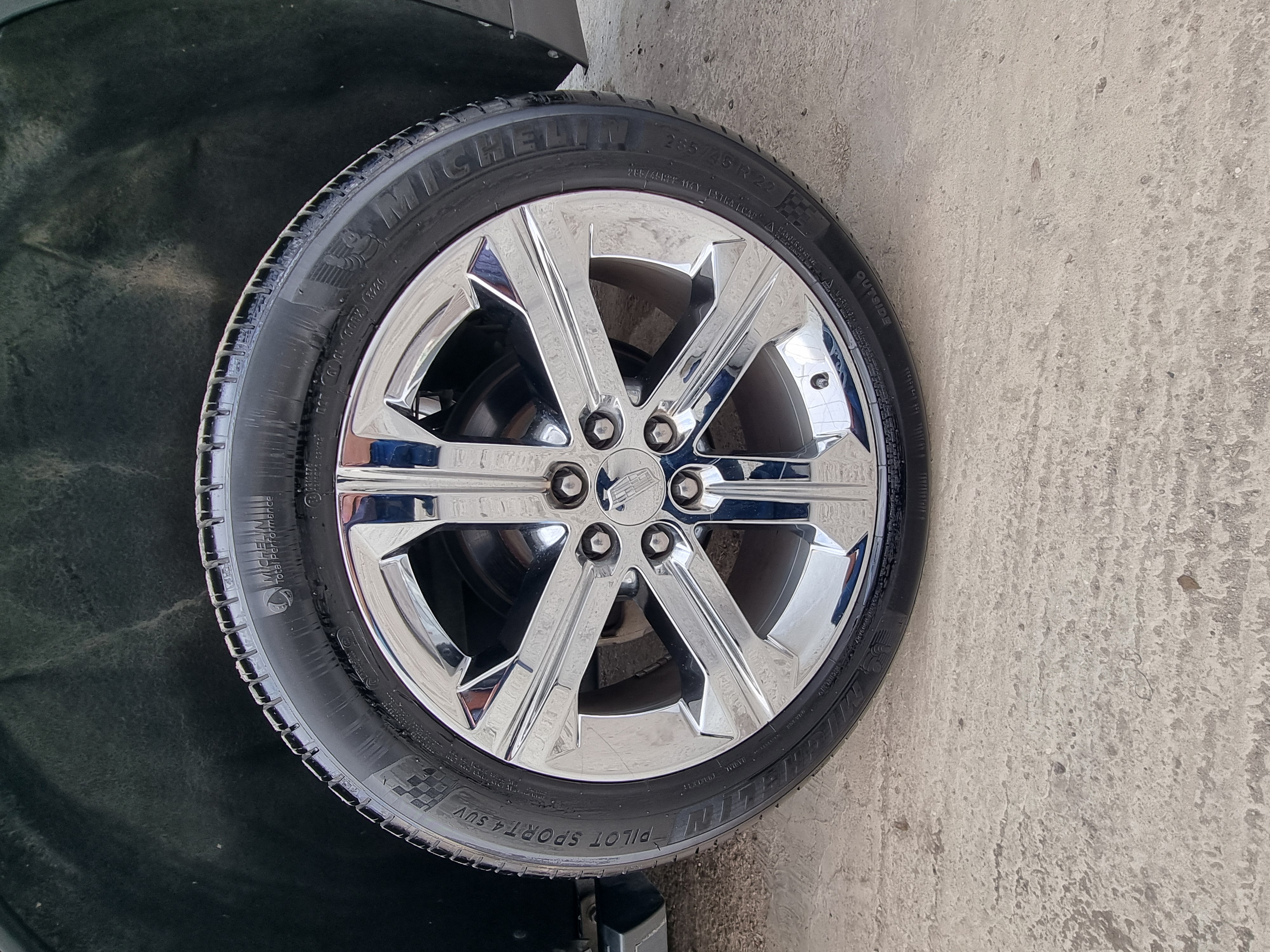 Cadillac Escalade 2015