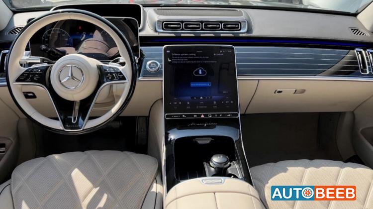 Mercedes Benz Maybach 2023
