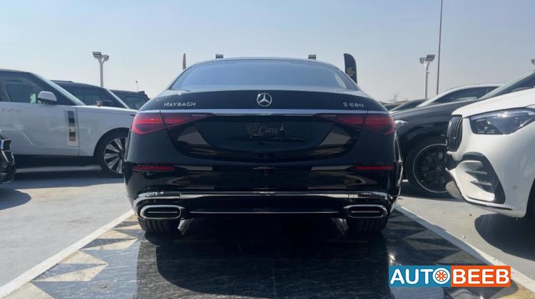 Mercedes Benz Maybach 2023