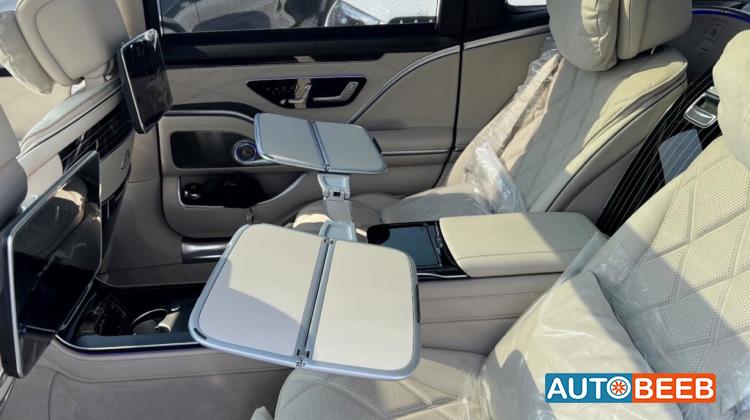 Mercedes Benz Maybach 2023